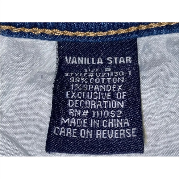 VANILLA STAR WOMENS/JUNIORS JEANS
• SIZE 5, CAPRI TOM BOY STYLE - Picture 10 of 10